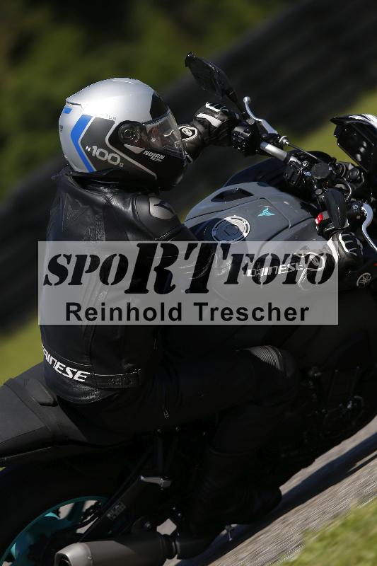 /Archiv-2024/29 12.06.2024 MOTO.CH Track Day ADR/Gruppe gelb/102